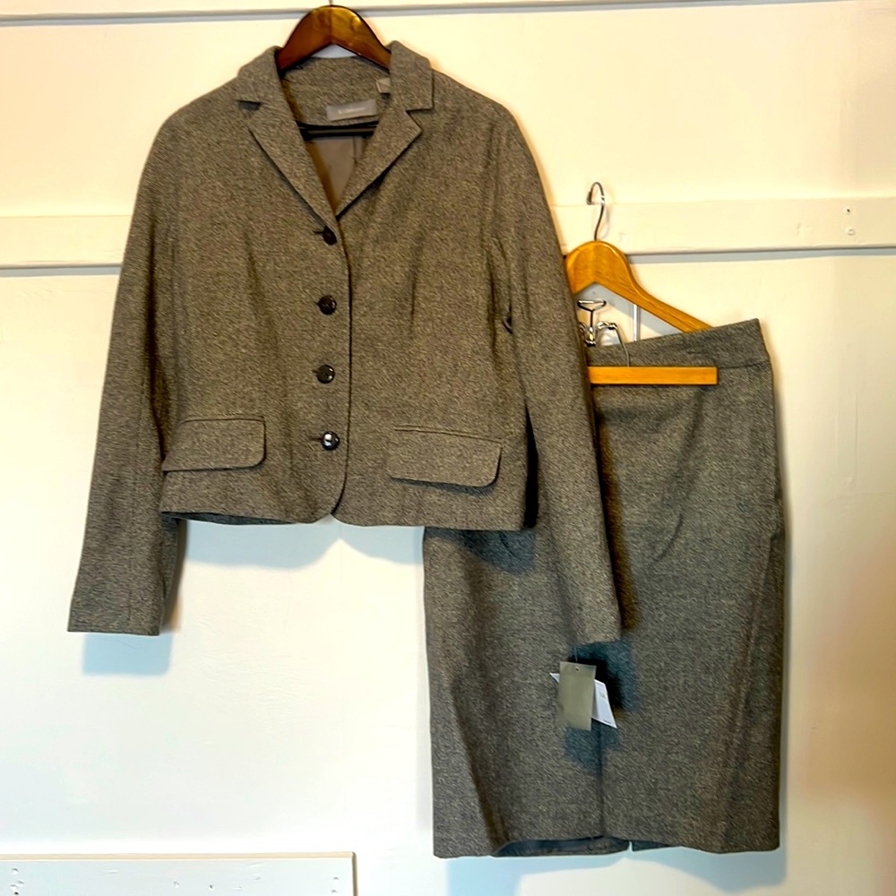 NWT Gray Tweed Skirt Suit Liz Claiborne Sz. 14